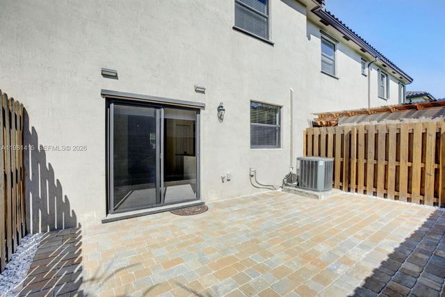 11981 SW 150th Pl, Miami, FL 33196