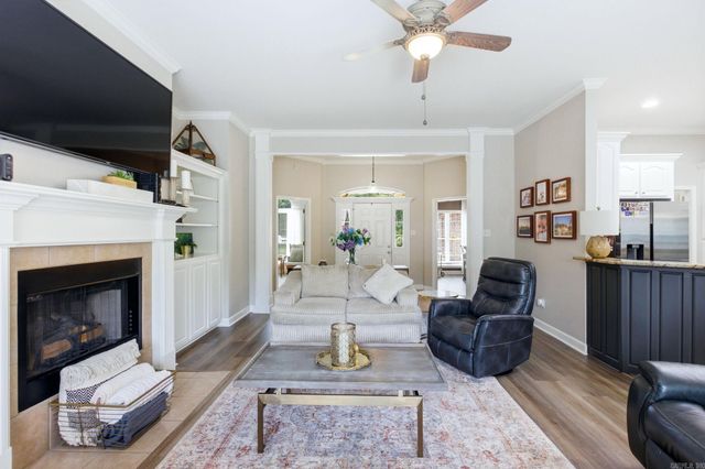 6508 Worth Ave, Benton, AR 72019