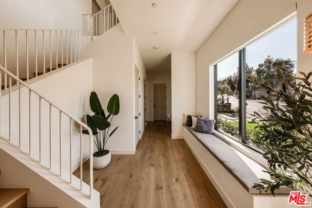 22328 S Summit Ridge Circle, Chatsworth, CA 91311