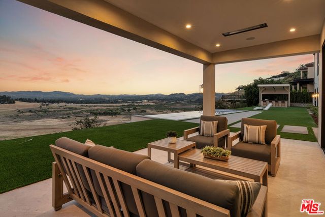 22328 S Summit Ridge Circle, Chatsworth, CA 91311