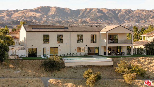 22328 S Summit Ridge Circle, Chatsworth, CA 91311