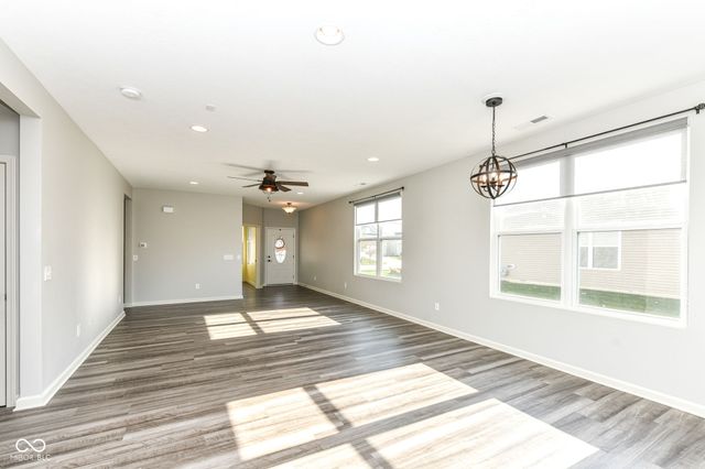 13442 Mosaic Street, Fishers, IN 46037