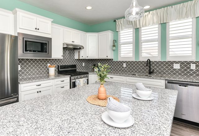 13442 Mosaic Street, Fishers, IN 46037