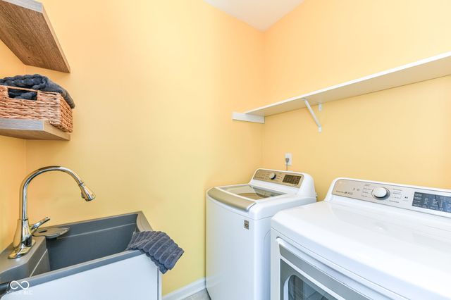 13442 Mosaic Street, Fishers, IN 46037