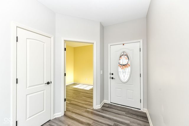 13442 Mosaic Street, Fishers, IN 46037