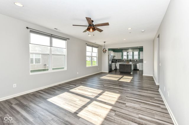 13442 Mosaic Street, Fishers, IN 46037