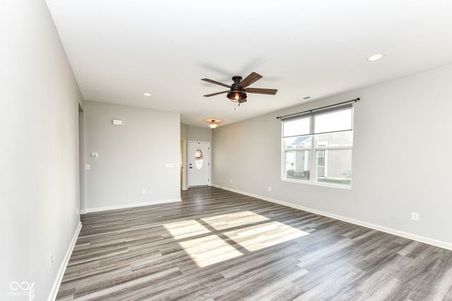 13442 Mosaic Street, Fishers, IN 46037