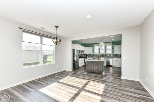 13442 Mosaic Street, Fishers, IN 46037