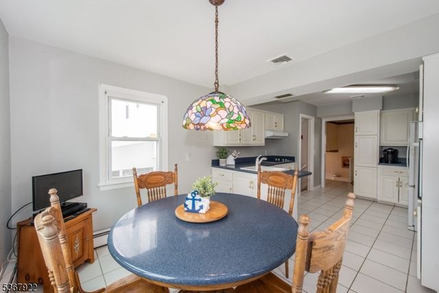 24 Mostyn Rd, Randolph Twp., NJ 07869