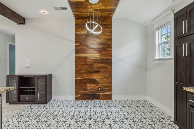 10207 Shelburne Drive, Dallas, TX 75227