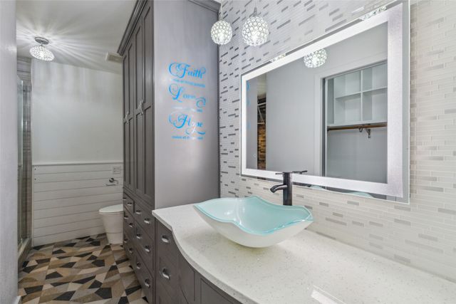 10207 Shelburne Drive, Dallas, TX 75227