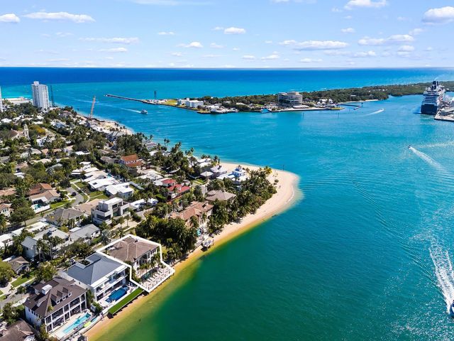 1965 SE 21st Avenue, Fort Lauderdale, FL 33316