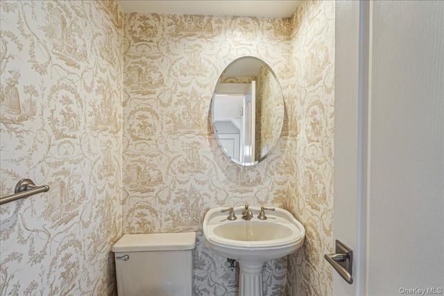 12 Davison Avenue, East Rockaway, NY 11518