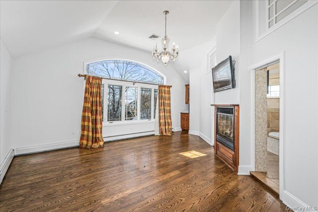 12 Davison Avenue, East Rockaway, NY 11518