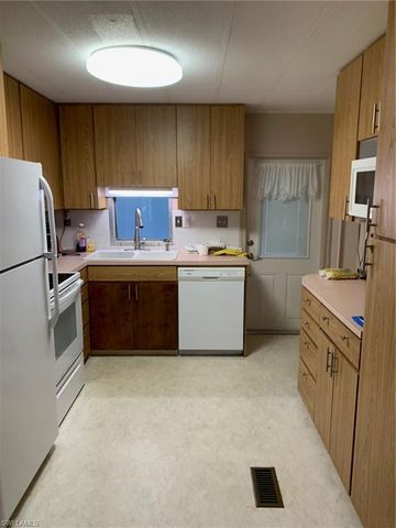 9322 Pitt RD, Bonita Springs, FL 34135