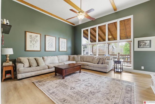 412 S 159th Avenue, Omaha, NE 68116