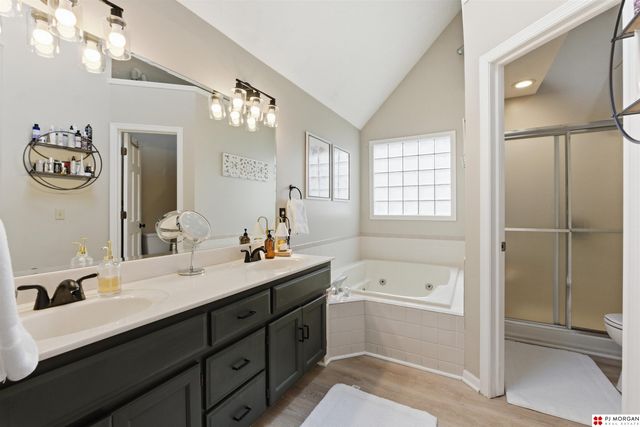 412 S 159th Avenue, Omaha, NE 68116