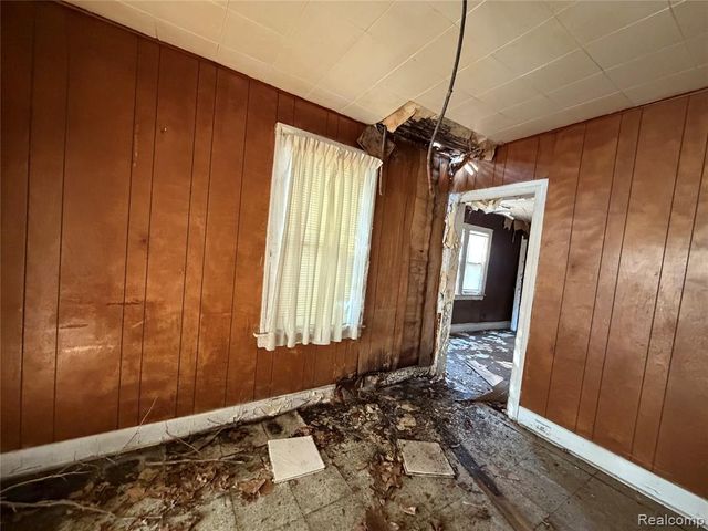 15104 Ardmore Street, Detroit, MI 48227