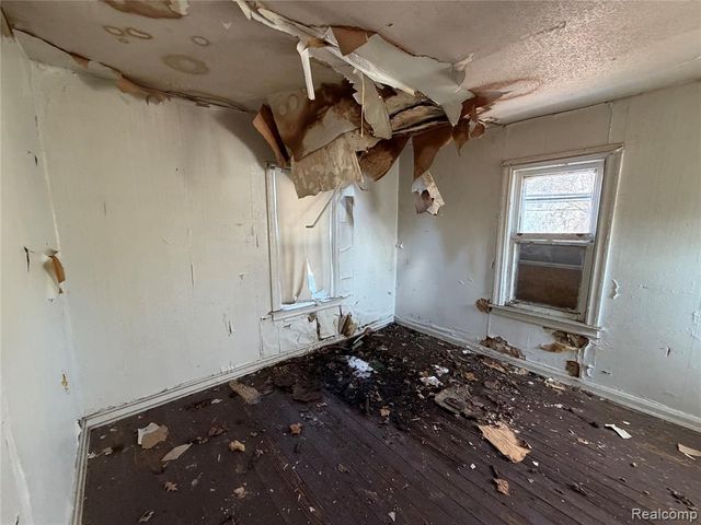 15104 Ardmore Street, Detroit, MI 48227