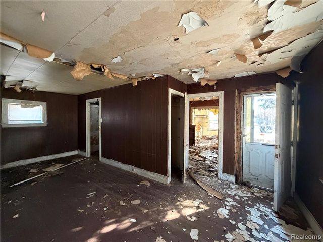 15104 Ardmore Street, Detroit, MI 48227