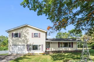 2305 Thomas Road, Valparaiso, IN 46383