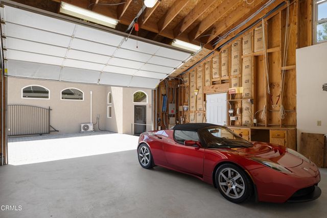 2423 Laughlin Avenue, La Crescenta, CA 91214