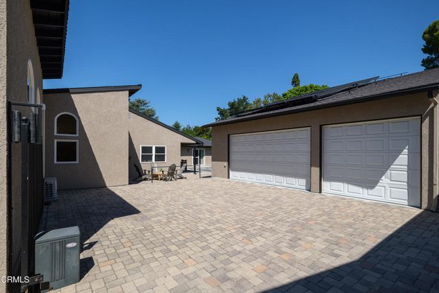 2423 Laughlin Avenue, La Crescenta, CA 91214
