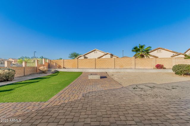 22198 W TWILIGHT Trail, Buckeye, AZ 85326