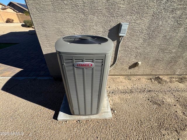 22198 W TWILIGHT Trail, Buckeye, AZ 85326