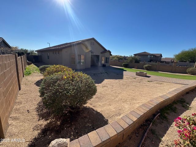 22198 W TWILIGHT Trail, Buckeye, AZ 85326
