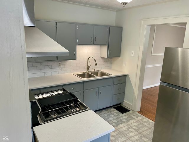 5841 Julian Avenue, Indianapolis, IN 46219