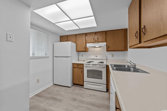 1301 Pridgen Rd Apt 108, Myrtle Beach, SC 29577