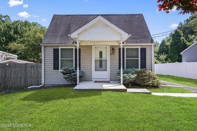804 Nutswamp Road Front, Red Bank, NJ 07701