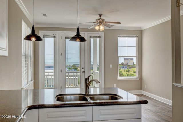 106 Egret Landing Court A, Surf City, NC 28445