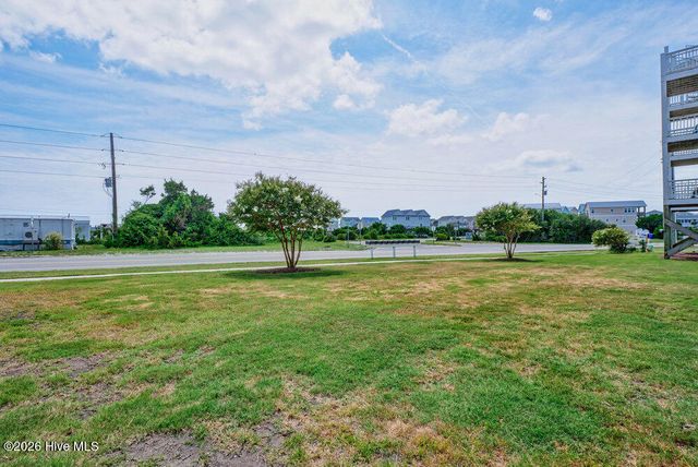 106 Egret Landing Court A, Surf City, NC 28445