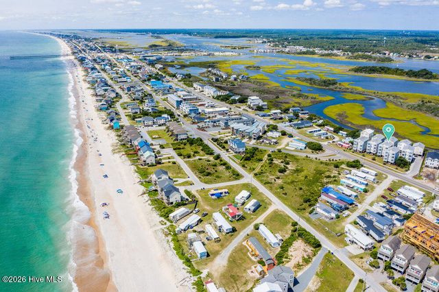 106 Egret Landing Court A, Surf City, NC 28445