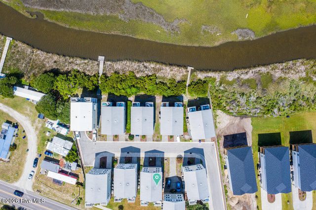 106 Egret Landing Court A, Surf City, NC 28445