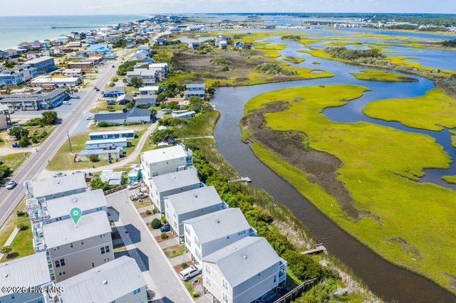 106 Egret Landing Court A, Surf City, NC 28445