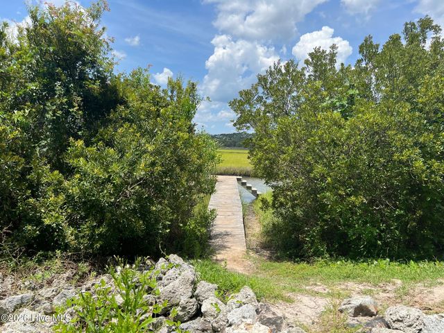 106 Egret Landing Court A, Surf City, NC 28445