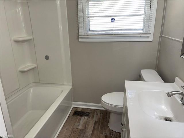 1211 Cedrow Drive, High Point, NC 27260