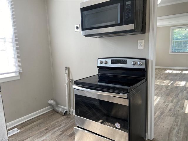 1211 Cedrow Drive, High Point, NC 27260