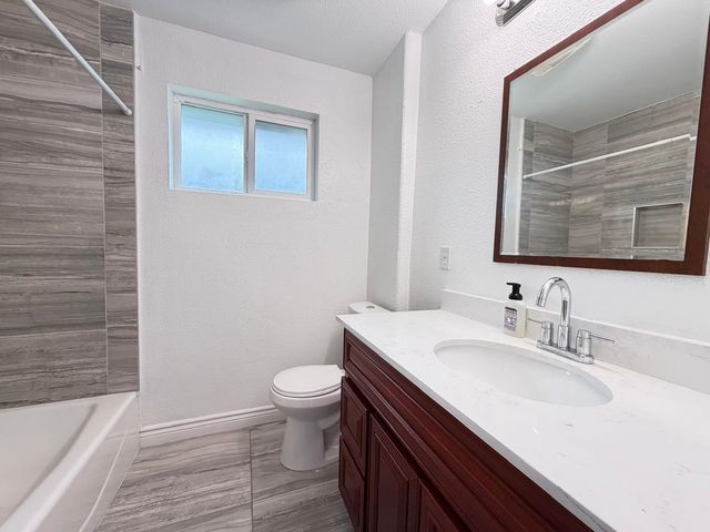 5503 Bertellis Lane, Houston, TX 77091