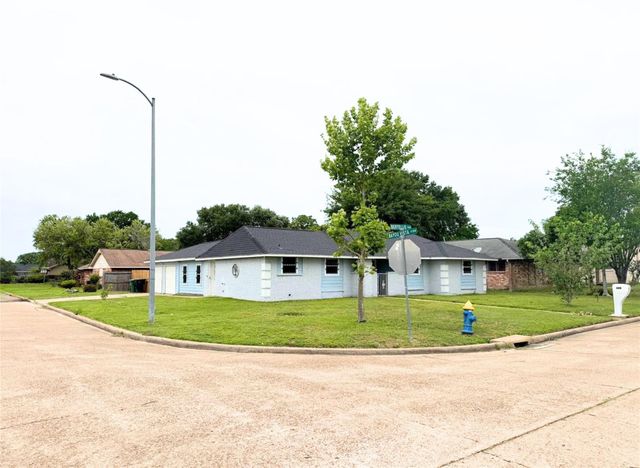 5503 Bertellis Lane, Houston, TX 77091