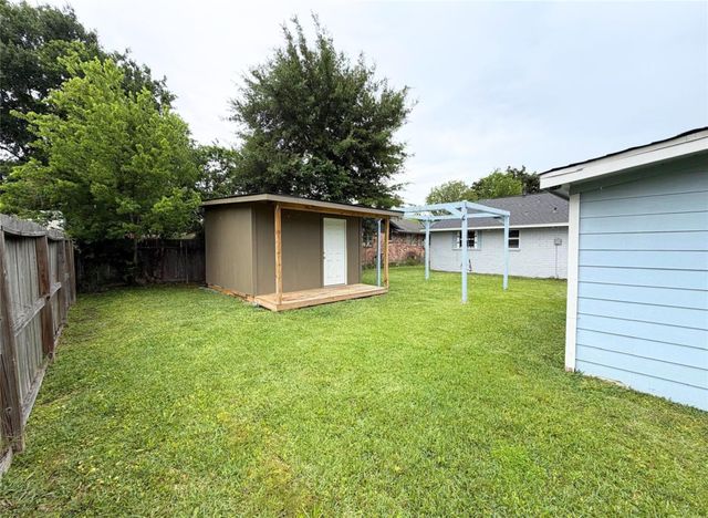 5503 Bertellis Lane, Houston, TX 77091