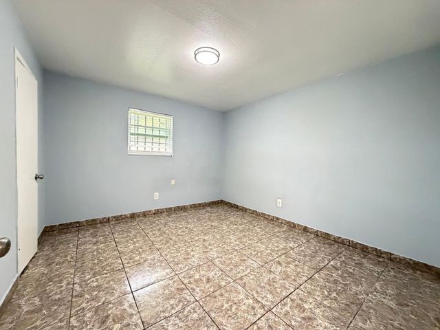 5503 Bertellis Lane, Houston, TX 77091