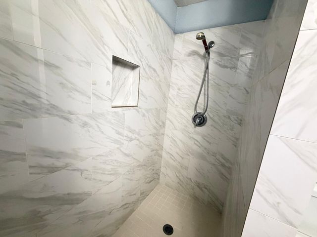 5503 Bertellis Lane, Houston, TX 77091