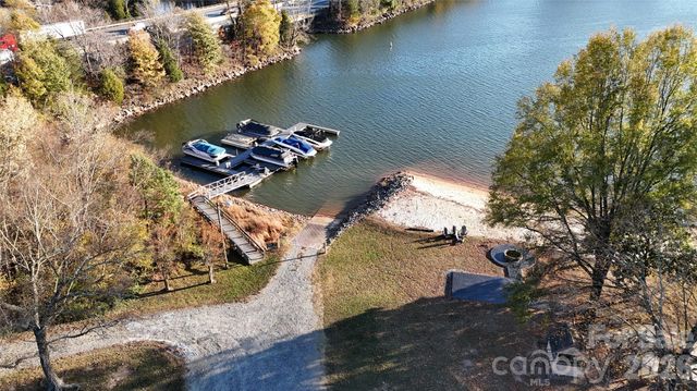 104 Hickory Hill Road, Mooresville, NC 28117