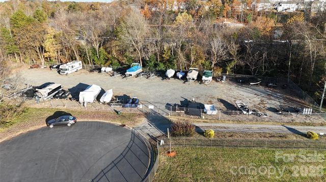 104 Hickory Hill Road, Mooresville, NC 28117
