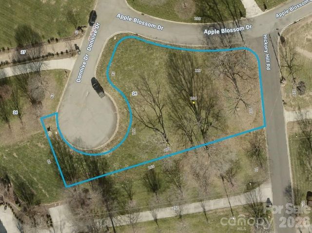 104 Hickory Hill Road, Mooresville, NC 28117