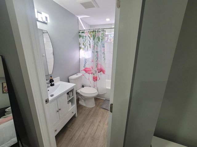 106 E Chandler Road, West Palm Beach, FL 33406